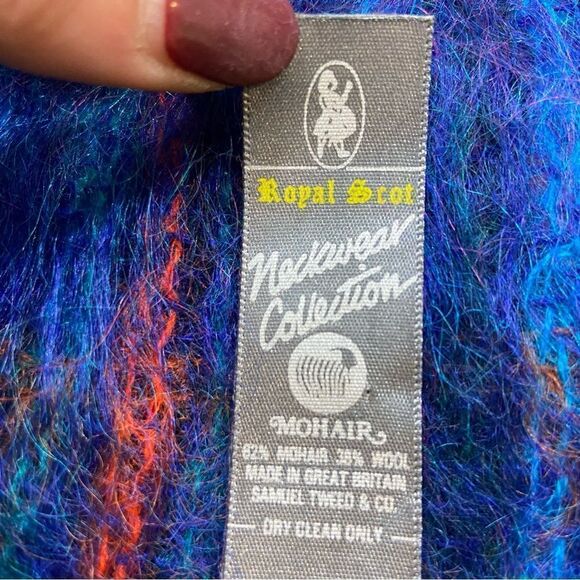 Ladies Royal ScotNeckwear Collection Wool and Mohair Jewel Toned Scarf - Picture 8 of 12